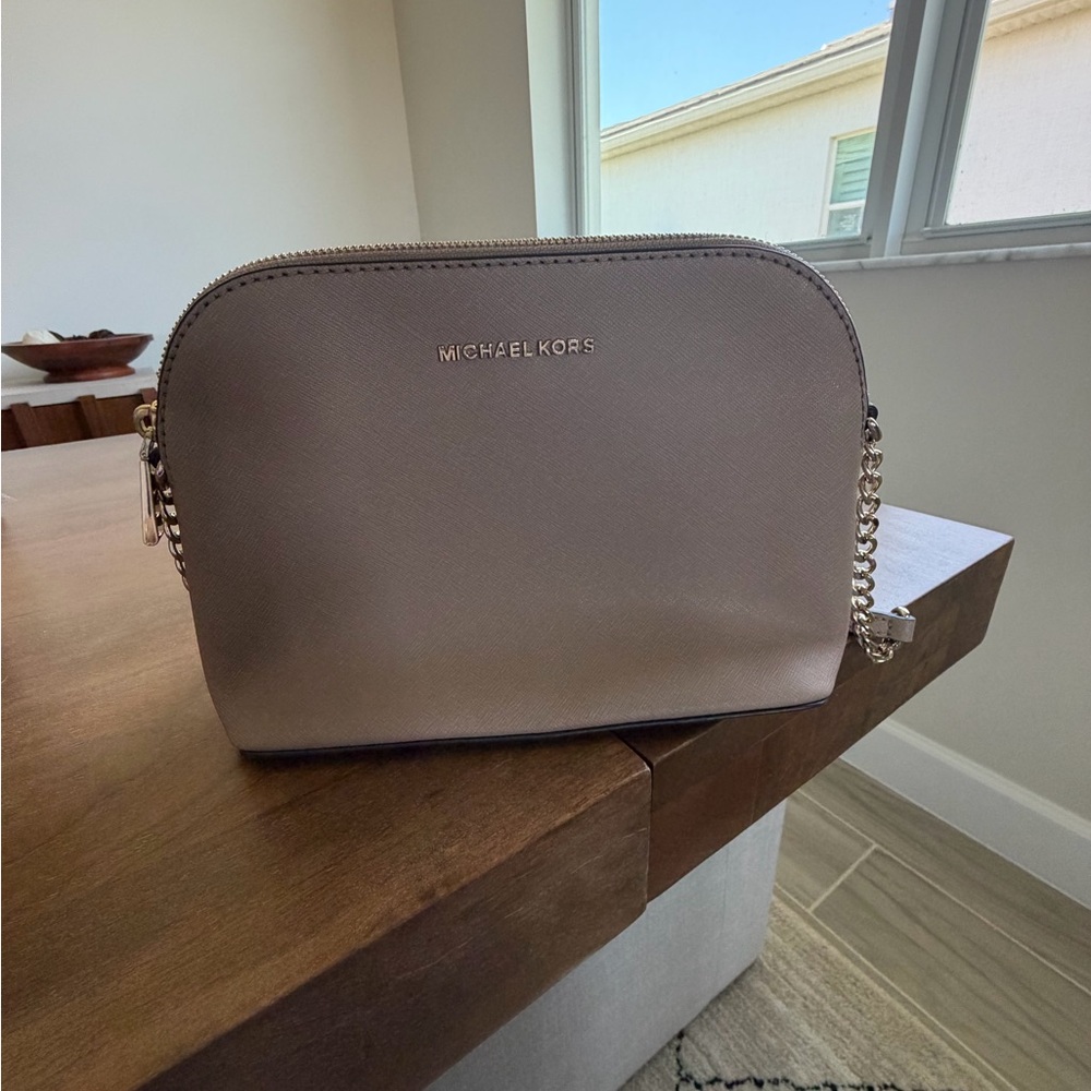Michael Kors Crossbody Bag